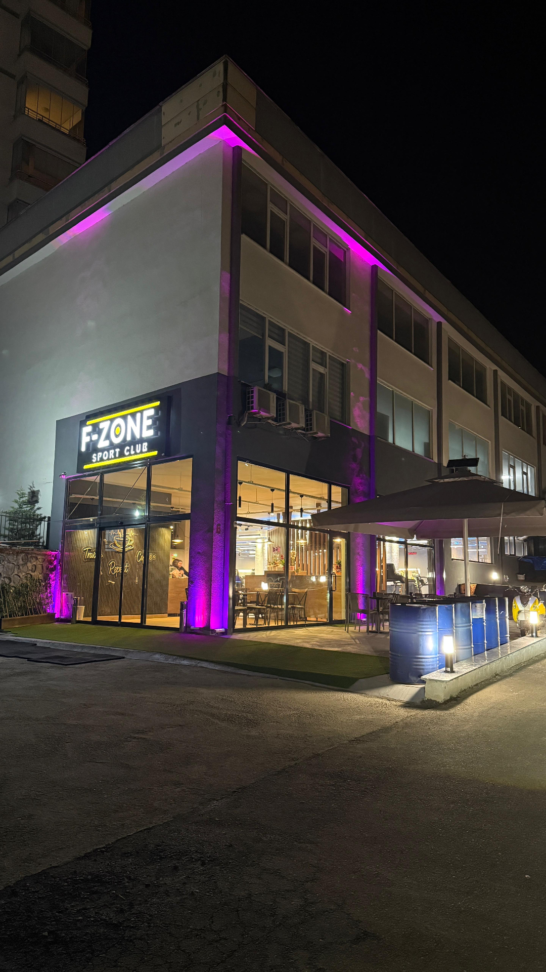 F-Zone Sport Club dış cephe
